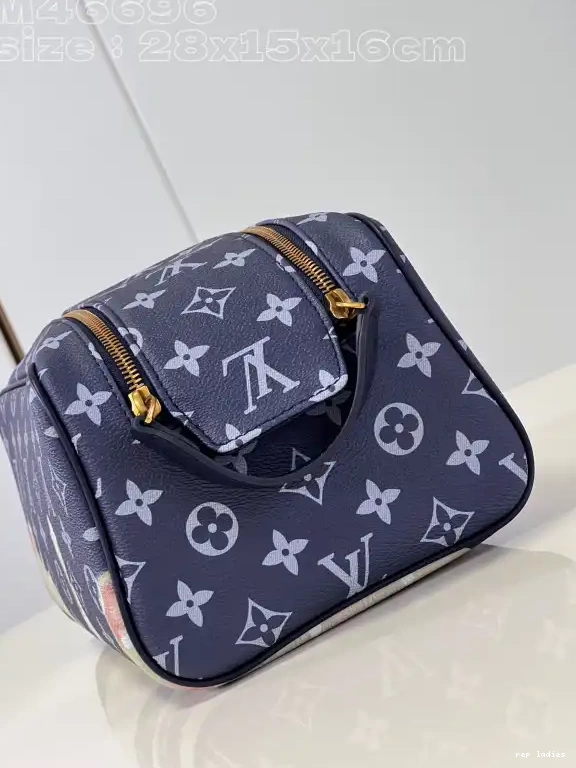 Cheap TOILET POUCH VUITTON LOUIS KIT DOPP 0504